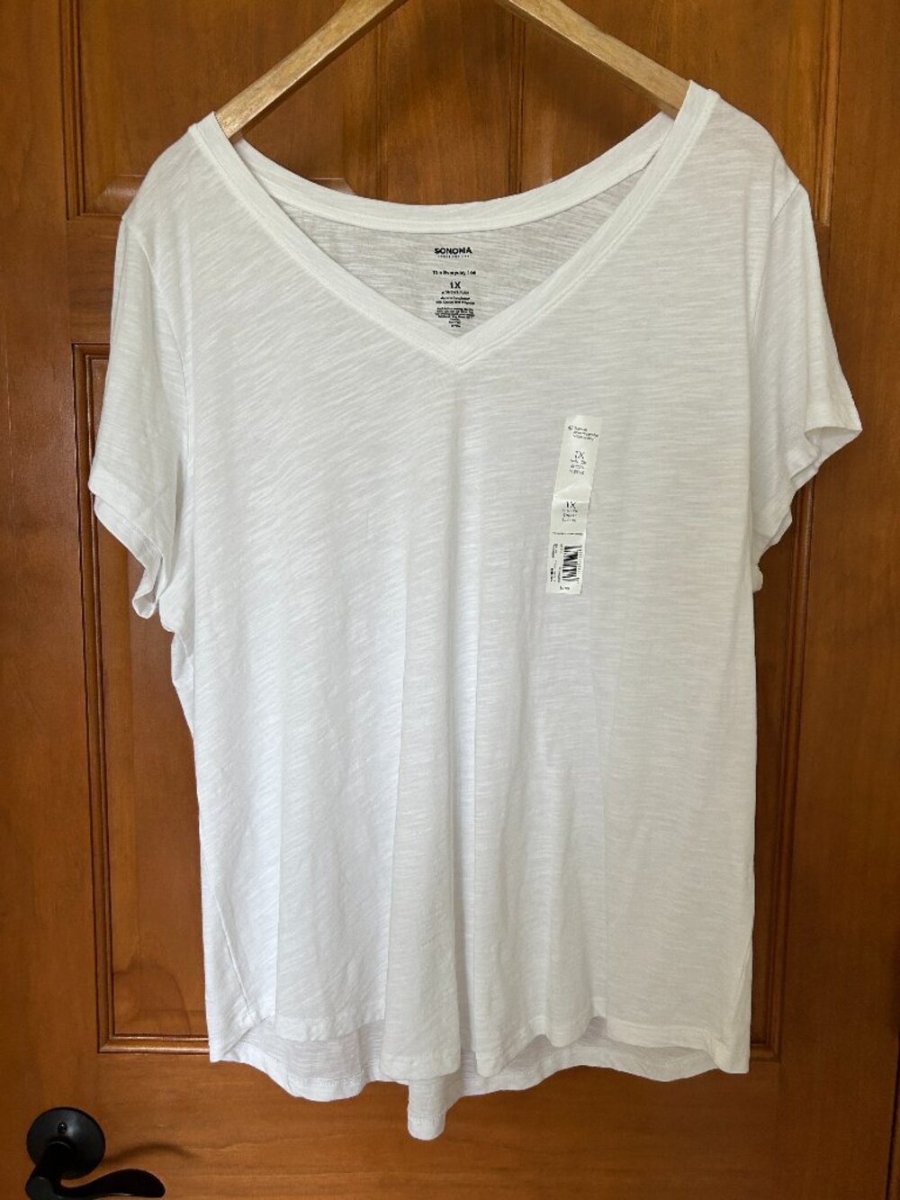 Sonoma V-Neck White Tshirt 1X
